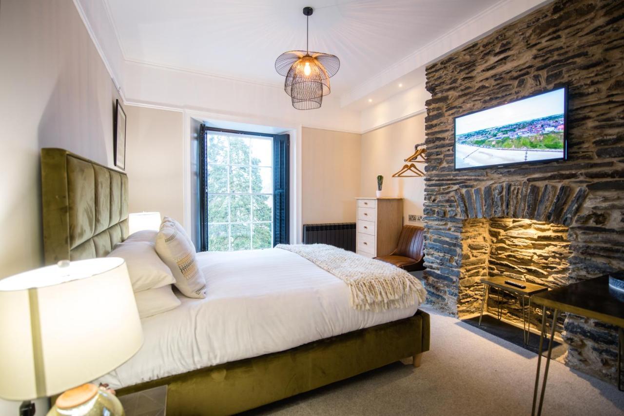 Devils Falls At The Luxury Hafod Hotel Aberystwyth Devils Bridge Exterior foto