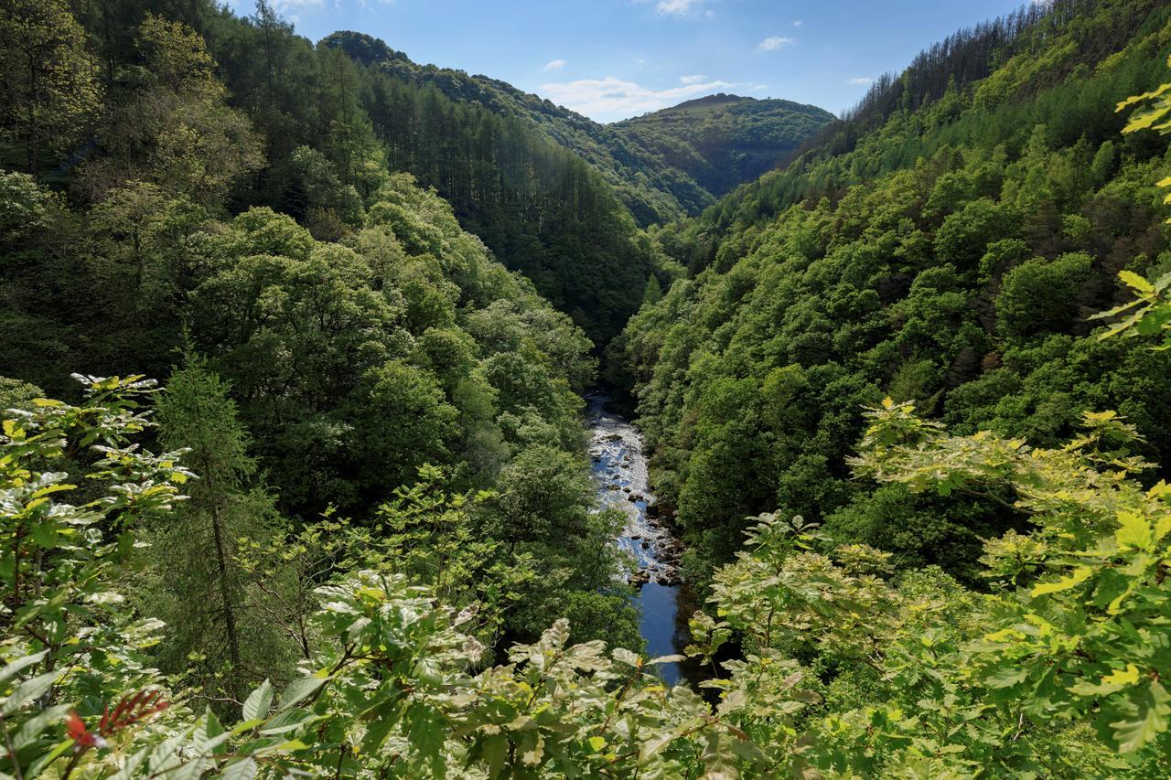 Devils Falls At The Luxury Hafod Hotel Aberystwyth Devils Bridge Exterior foto